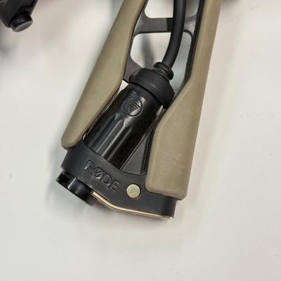 LOT 86: Røde Microphones Blimp Suspension Windshield System w/ Manual