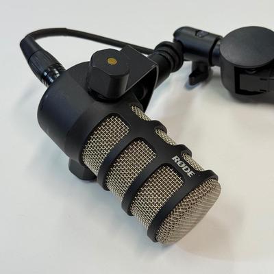 LOT 87: Røde PodMic w/ iXtech Boom Arm