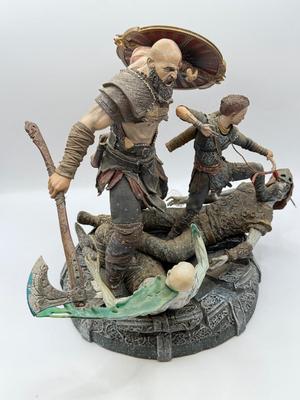 LOT 89: Sony Entertainment God of War Statue, Ascension Kratos Figure & NECA God of War 3 Kratos Action Figure