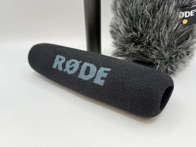LOT 97: Røde NTG-2 Microphone w/ 2 Covers incl. "Dead Cat" 21/22