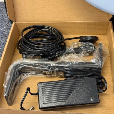 LOT 98: Circo 19" LED Ring Light CI-LR21