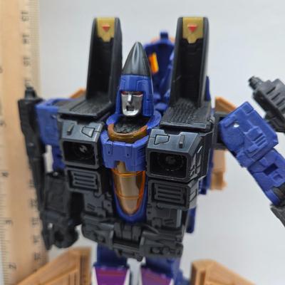 LOT 121: Large Variety of Transformers Toys