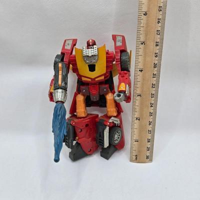 LOT 121: Large Variety of Transformers Toys