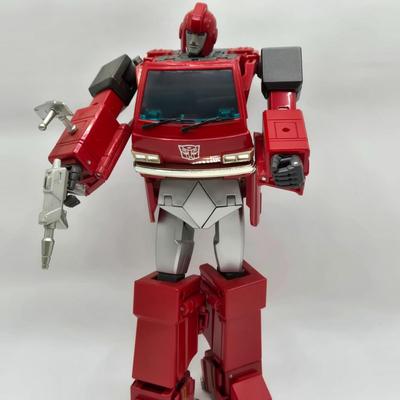 LOT 123: Multiple Transformers Toys