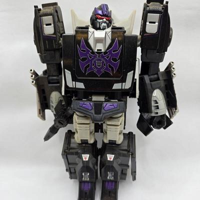 LOT 123: Multiple Transformers Toys