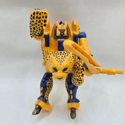 LOT 123: Multiple Transformers Toys