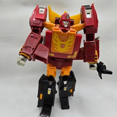 LOT 123: Multiple Transformers Toys