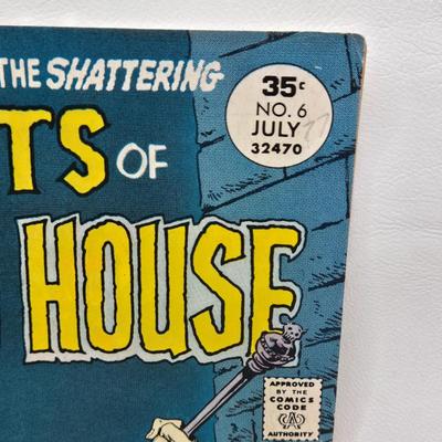 LOT 125: Secrets of Haunted House Comic Books