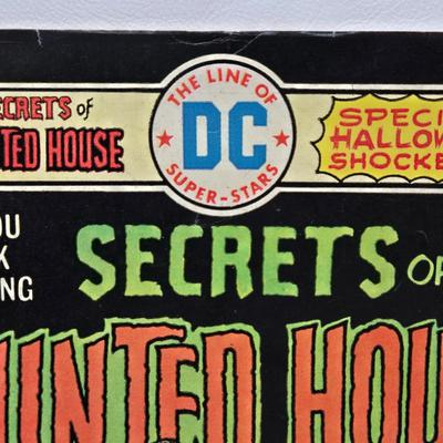 LOT 125: Secrets of Haunted House Comic Books