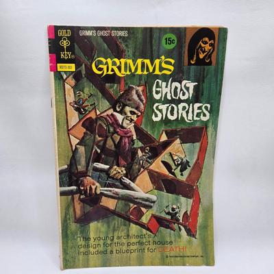 LOT 126: Grimm's Ghost Stories Comic Books