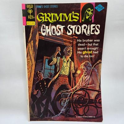 LOT 126: Grimm's Ghost Stories Comic Books
