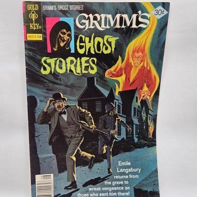 LOT 126: Grimm's Ghost Stories Comic Books
