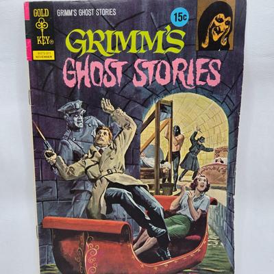 LOT 126: Grimm's Ghost Stories Comic Books