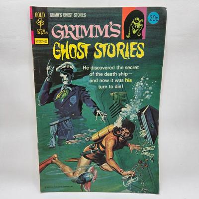 LOT 126: Grimm's Ghost Stories Comic Books
