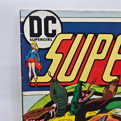 LOT 127: DC SuperGirl Comic Books