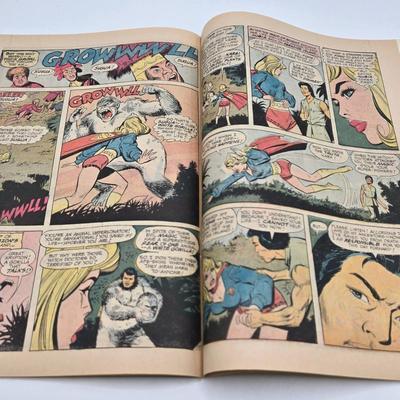 LOT 127: DC SuperGirl Comic Books