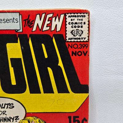 LOT 129: Adventure Comics Presents SuperGirl