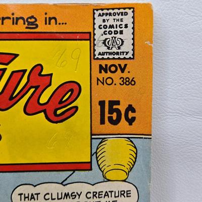 LOT 129: Adventure Comics Presents SuperGirl