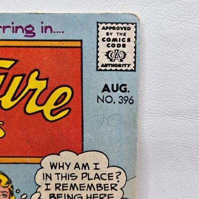 LOT 129: Adventure Comics Presents SuperGirl