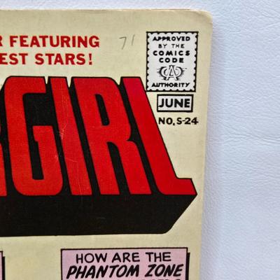LOT 129: Adventure Comics Presents SuperGirl