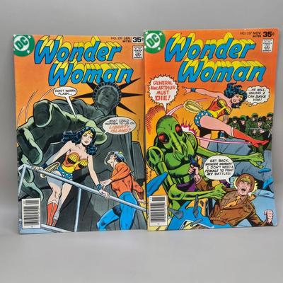 LOT 139: DC Wonder Woman Comic Books