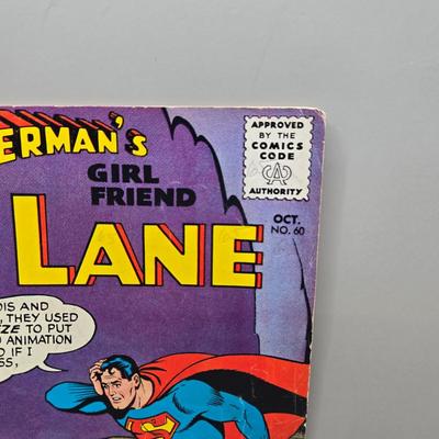 LOT 140: Lois Lane Comic Books