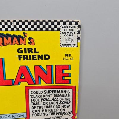 LOT 140: Lois Lane Comic Books