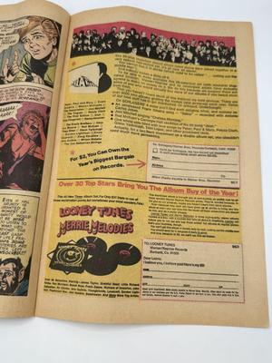 LOT 146: July 1971 DC Comics #92 House of Secrets incl. Snipe Hunt, Swamp Thing, After I Die!, It's Better to Give & Trick or Treat