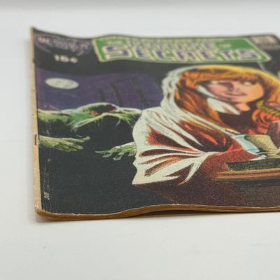 LOT 146: July 1971 DC Comics #92 House of Secrets incl. Snipe Hunt, Swamp Thing, After I Die!, It's Better to Give & Trick or Treat