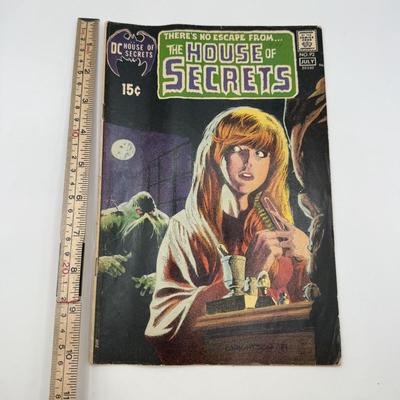 LOT 146: July 1971 DC Comics #92 House of Secrets incl. Snipe Hunt, Swamp Thing, After I Die!, It's Better to Give & Trick or Treat