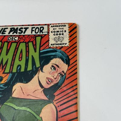 LOT 147: December 1968 DC Comics #179 The New Wonder Woman