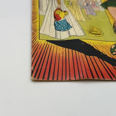 LOT 147: December 1968 DC Comics #179 The New Wonder Woman
