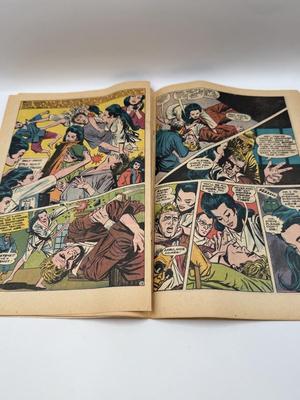 LOT 147: December 1968 DC Comics #179 The New Wonder Woman