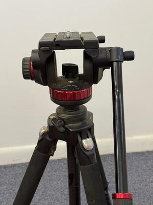 LOT 145: Three Tripods: 3 Legged Think Punks Brian, Proline, Calumet