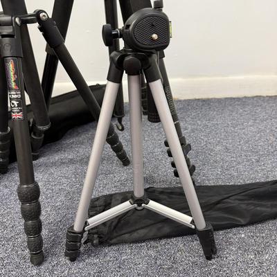 LOT 145: Three Tripods: 3 Legged Think Punks Brian, Proline, Calumet