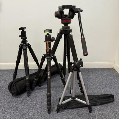 LOT 145: Three Tripods: 3 Legged Think Punks Brian, Proline, Calumet