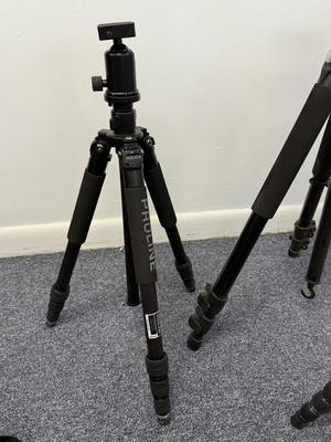 LOT 145: Three Tripods: 3 Legged Think Punks Brian, Proline, Calumet