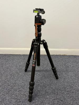 LOT 145: Three Tripods: 3 Legged Think Punks Brian, Proline, Calumet