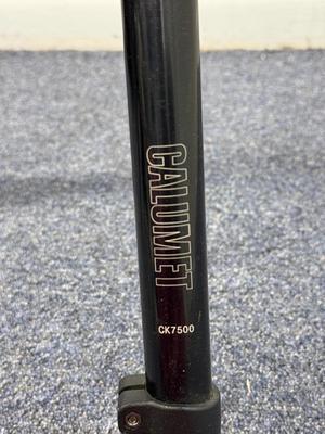 LOT 145: Three Tripods: 3 Legged Think Punks Brian, Proline, Calumet