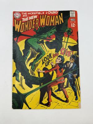 LOT 152: c. 1968 DC Wonder Woman & The New Wonder Woman Comics