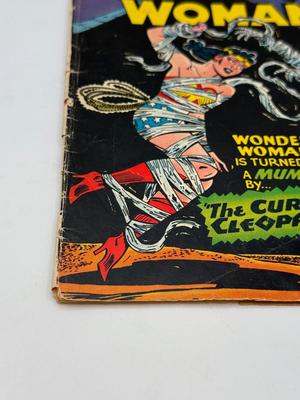 LOT 152: c. 1968 DC Wonder Woman & The New Wonder Woman Comics