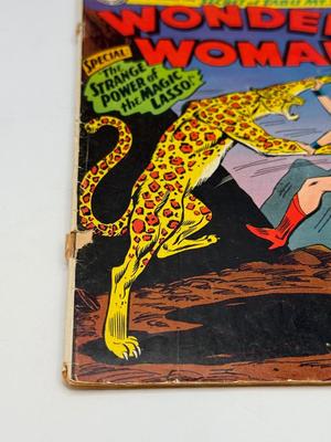 LOT 152: c. 1968 DC Wonder Woman & The New Wonder Woman Comics