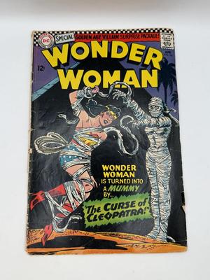 LOT 152: c. 1968 DC Wonder Woman & The New Wonder Woman Comics