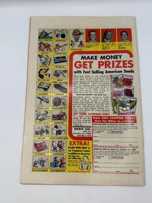 LOT 153: Collection of c. 1970s DC Aquaman Comics