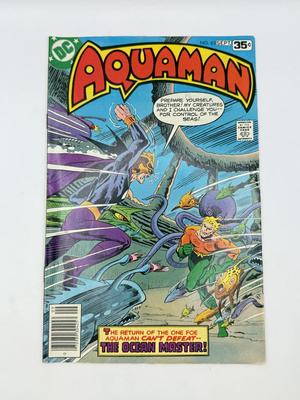 LOT 157: Collection of DC Aquaman Comics