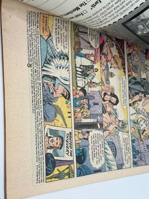 LOT 162: DC The Warlord Comics