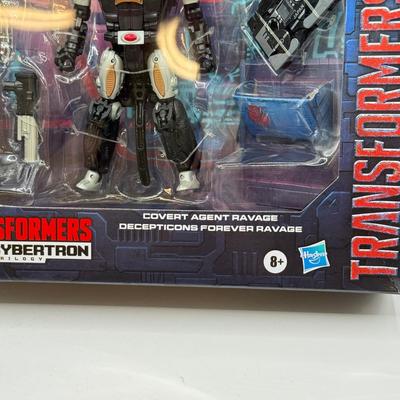 LOT 174: NIB Hasbro Transformers: Universal Monsters Takara Tomy Dracula Draculus & Generations War on Cybertron Trilogy Covert Agent...
