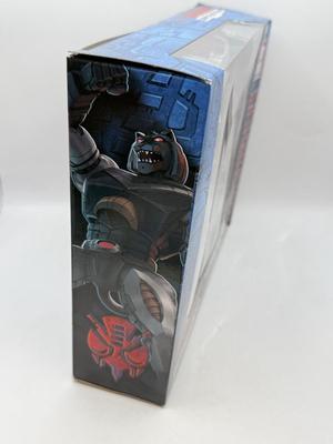 LOT 174: NIB Hasbro Transformers: Universal Monsters Takara Tomy Dracula Draculus & Generations War on Cybertron Trilogy Covert Agent...
