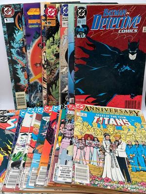 LOT 175: DC Comics: Detective Batman, Supergirl, Catwoman & More