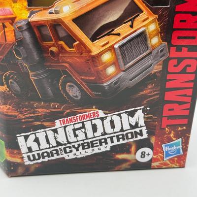 LOT 179: Hasbro Transformers Generations Kingdom War on Cybertron Action Figures NIB